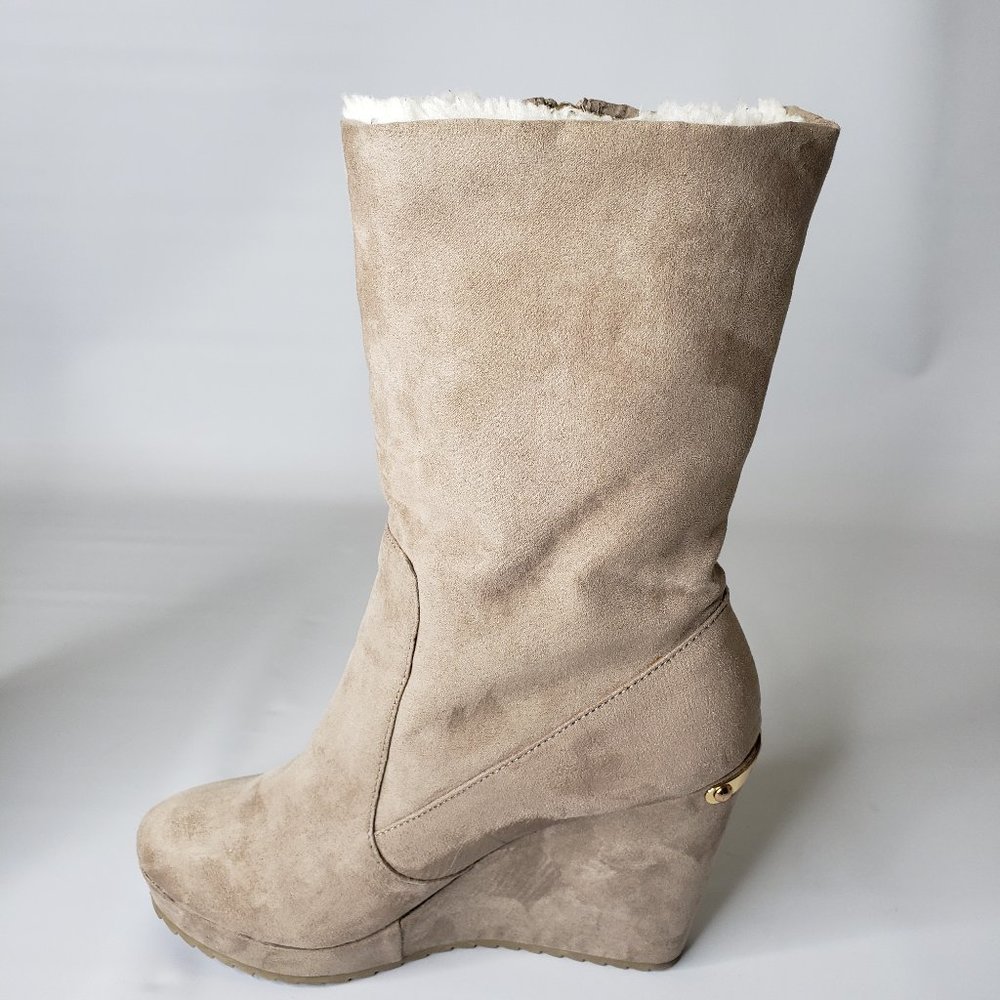 Juicy Couture Taupe Kasia Wedge Boots/Booties 8 - Picture 5 of 16